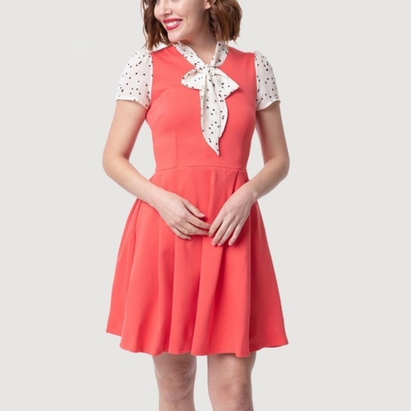 NWOT Modcloth Coral Tie Collar Dress Super RARE - Picture 3 of 8